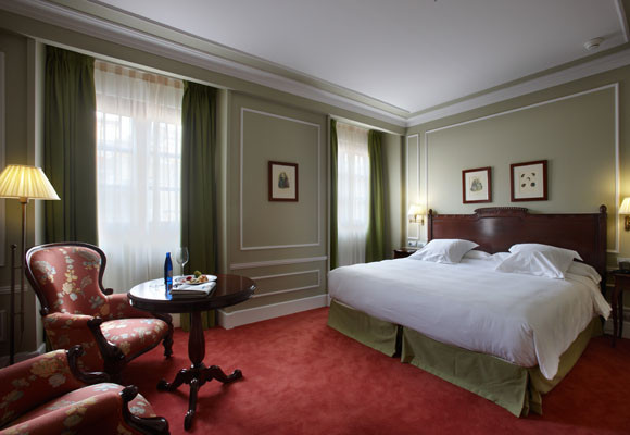 Hotel Palacio Guendulain 15 Hotel Palacio Guendulain