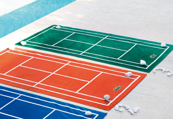 A la orilla de la piscina 13 A la orilla de la piscina