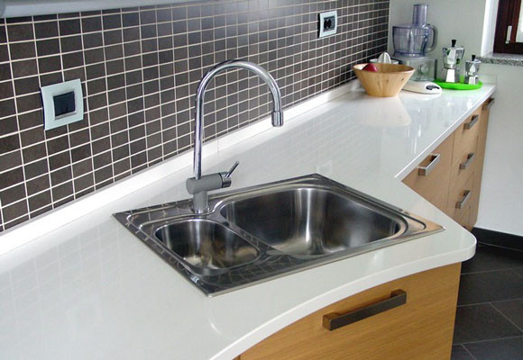 Diagonales y colores 7 Juego de lineas en la encimera