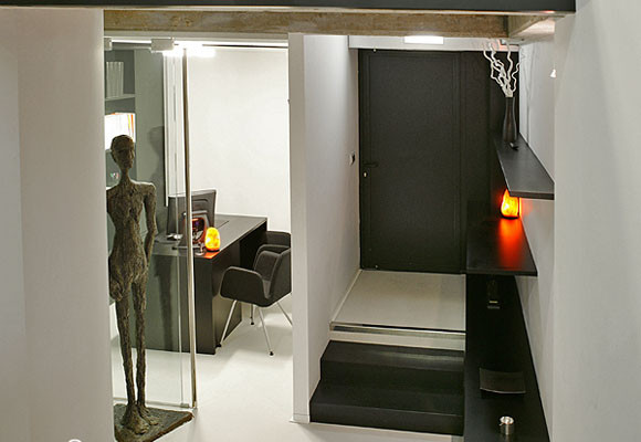 Oficinas Efece: interior planta baja