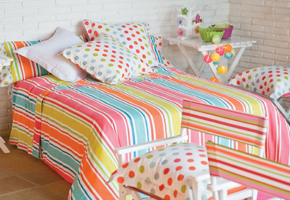 Decorar con topos y lunares 18 Topos y color block