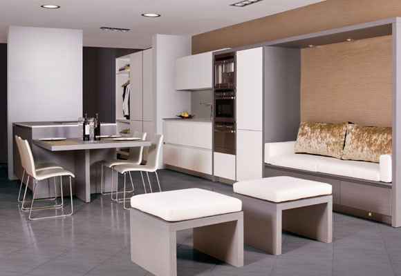 Cocina-estar.plancha y sala de baño 