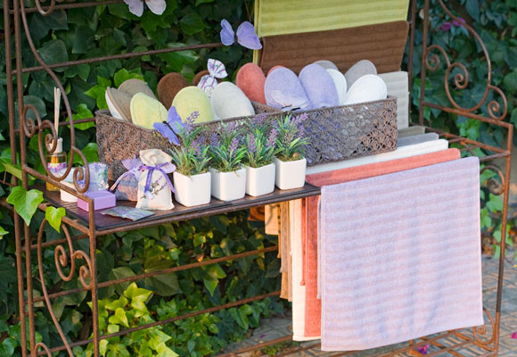 Complementos de color en el baño 8 Complementos de color en el baño