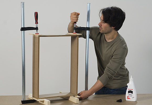 Mueble clásico para el lavabo