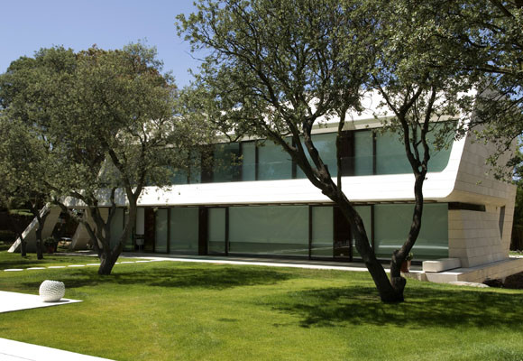 Una vivienda entre pinos y encinas 16 Una vivienda entre pinos y encinas