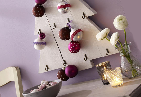 Se acabó la Navidad 33 Un árbol de Navidad de madera