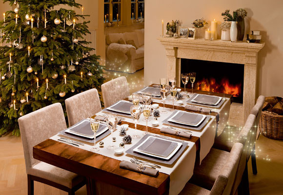 Se acabó la Navidad 30 Coordina el árbol de Navidad con la mesa