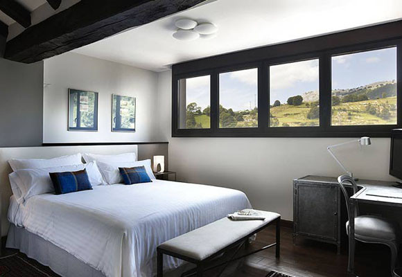 Iriarte Jauregia Hotel