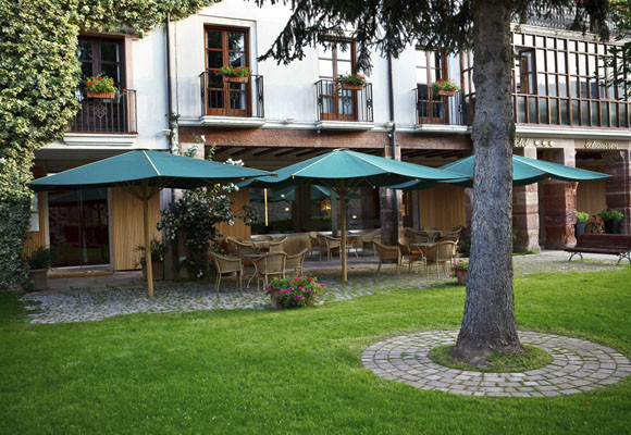 Escapadas de playa o interior para mamá 10 Hotel Echaurren