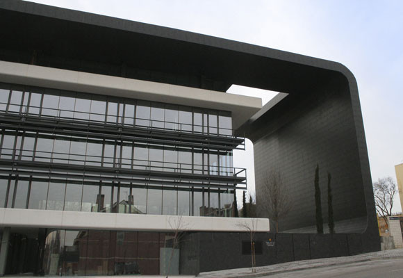 Fachadas ventiladas de Keraben 