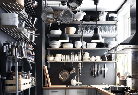 Menaje a la vista en la cocina