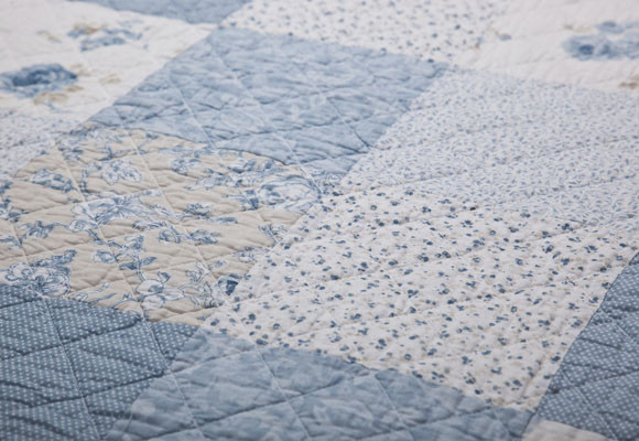 Un dormitorio de patchwork azul 7 Un dormitorio de patchwork azul