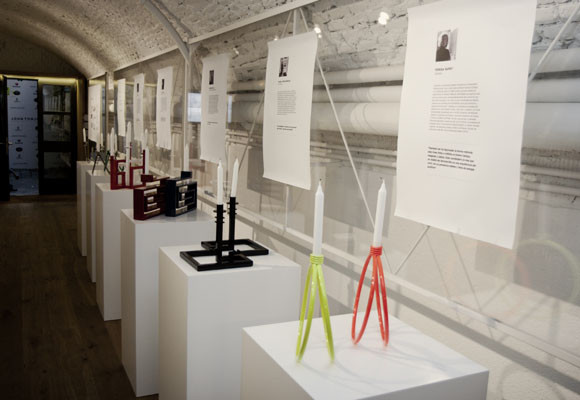 5 diseñadores colaboran con John Tomjoe 7 candelabro_7.jpg