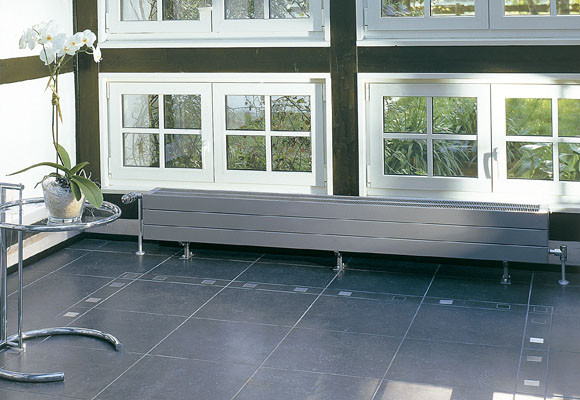 Zehnder Stratos, radiador zócalo 9 Zehnder Stratos, radiador zócalo