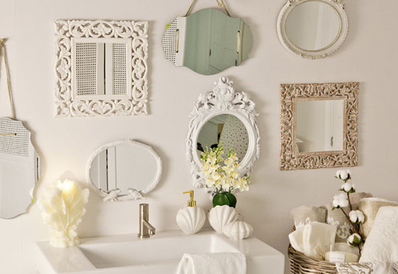 Espejos sobre el lavabo