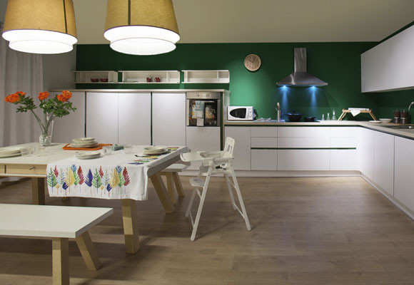 Un banco corrido en la cocina