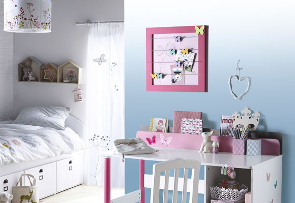 Decora la pared del dormitorio de los niños