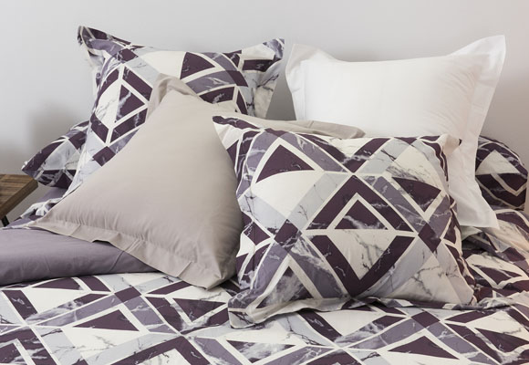 Decora el dormitorio en tonos neutros