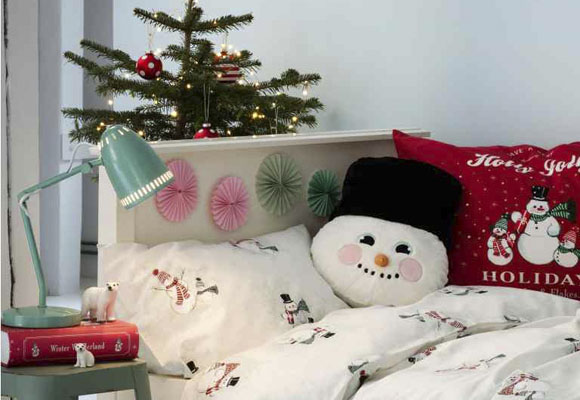 Cómo decorar tu dormitorio de Navidad