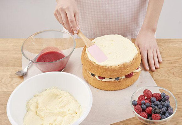 Bizcocho de frutas del bosque