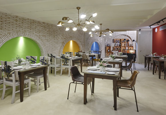 Essentia, hotel, restaurante y galería de arte