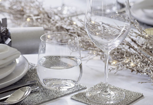 Brillos para vestir la mesa en nochevieja