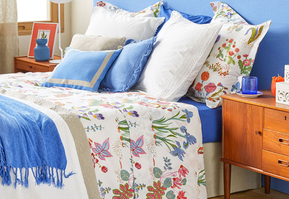 Flores de primavera para vestir la cama