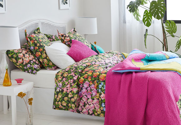 Flores de primavera para vestir la cama