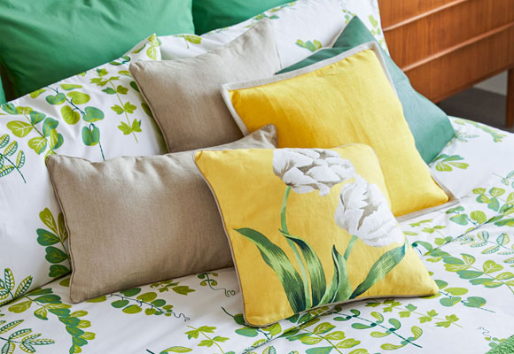 Flores de primavera para vestir la cama