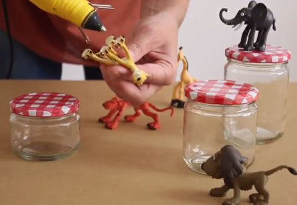 Decorar tarros con pintura fluorescente 7 Decorar tarros con pintura fluorescente