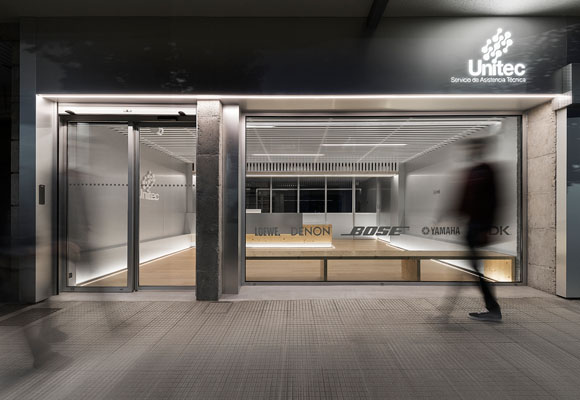 Un local de reparaciones